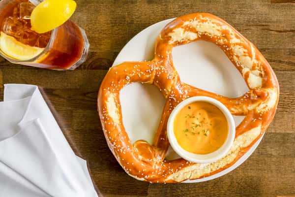 Large Pretzel