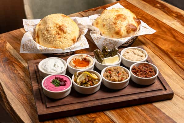 Mixed Appetizers with Balloon Bread