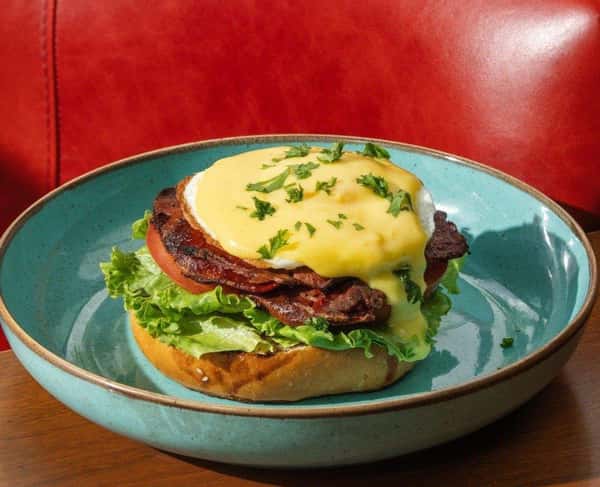 EGG BENEDICT