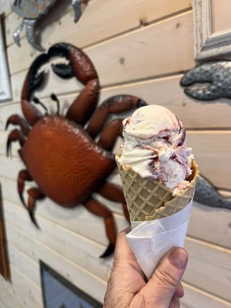 Hershey's Beach Ice Cream Shop