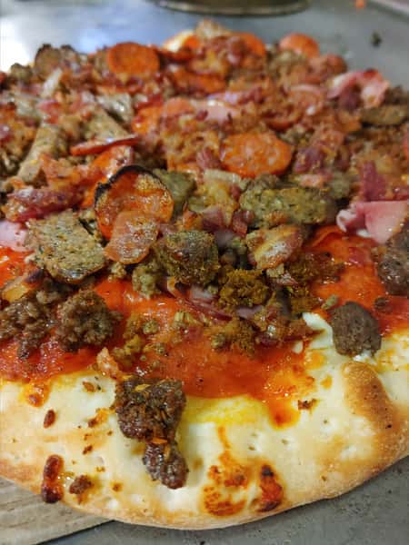 LRG Mesa Meatsa Pizza