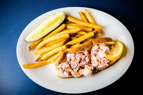 Billy's Famous Lobster Roll
