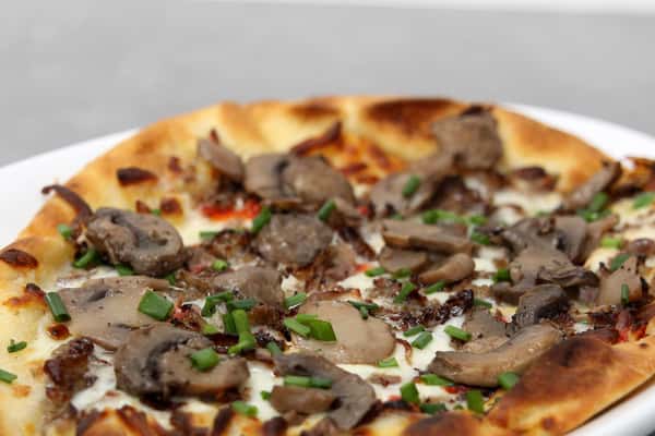PHILLY CHEESESTEAK FLATBREAD PIZZA