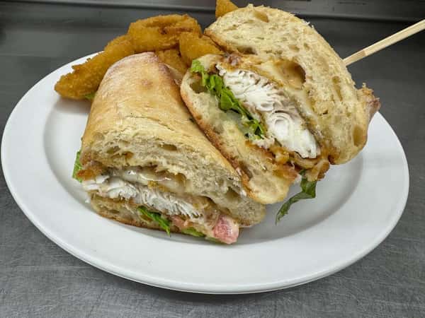 WALLEYE SANDWICH