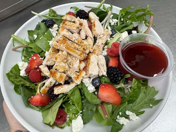CHICKEN AND BERRY SALAD