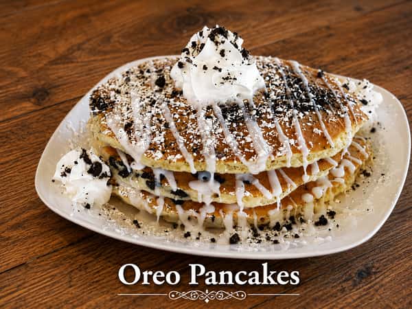 Oreo Cookie Pancakes