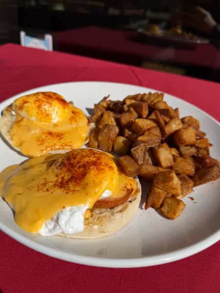 Eggs Benedict