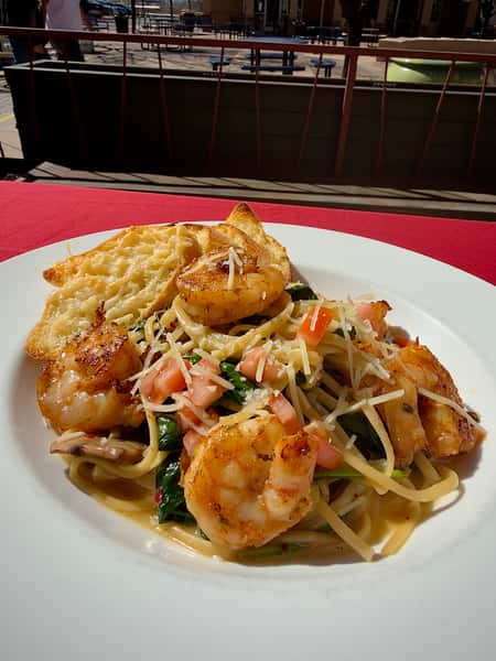 Shrimp Linguini Scampi Pasta