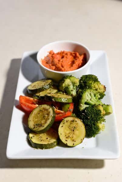 Herb Roasted Vegetables with Red Pepper Dip (36 oz.)
