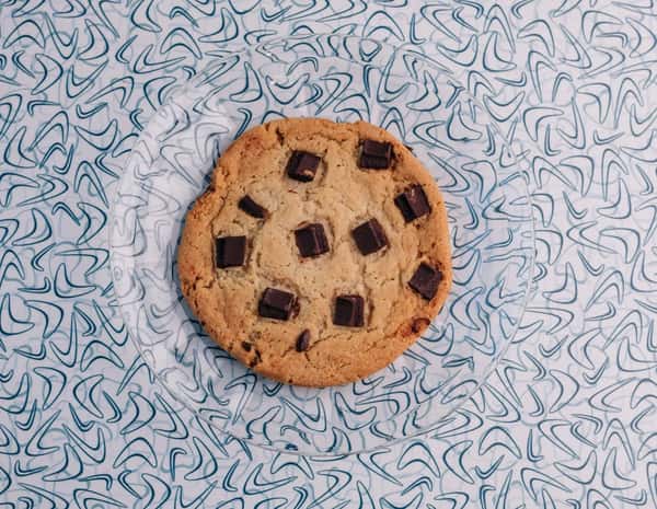 chocolate chip cookie