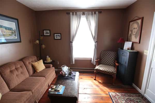 Suite area with couches