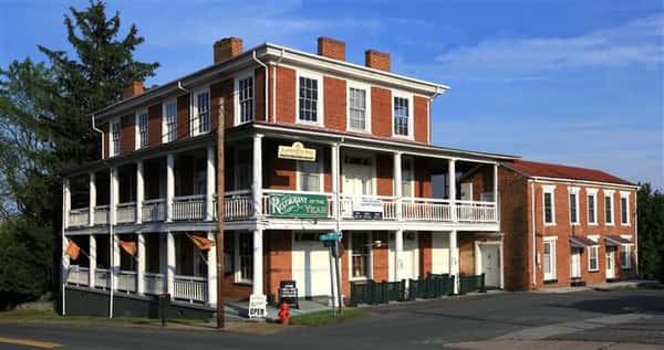 Exterior of the Lafayete Inn view from main street