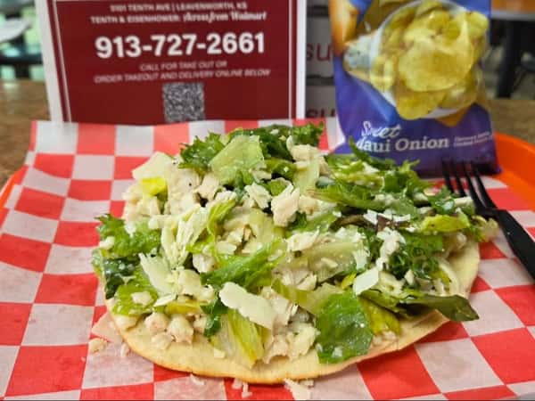 CHICKEN CAESAR PITA
