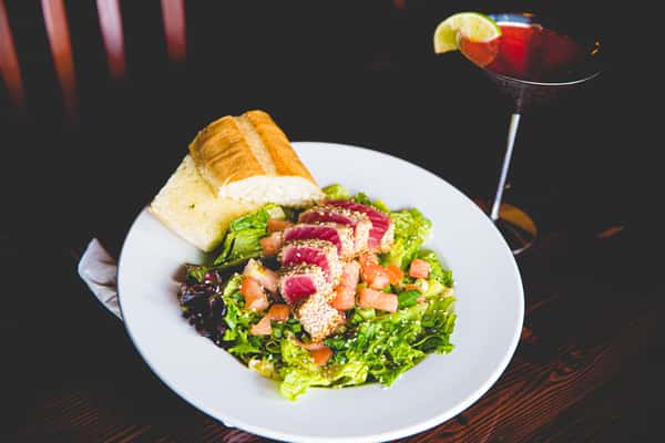 Seared Ahi Salad*