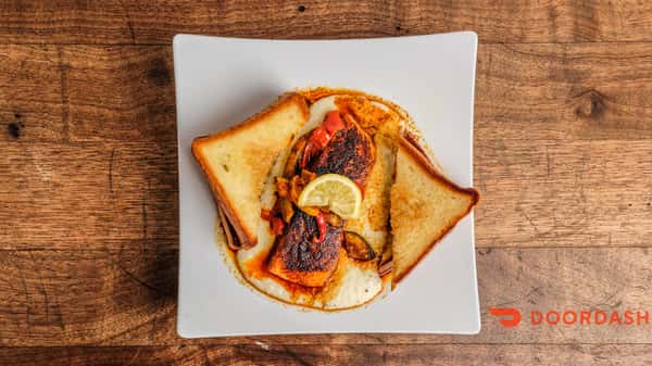 Salmon N Grits