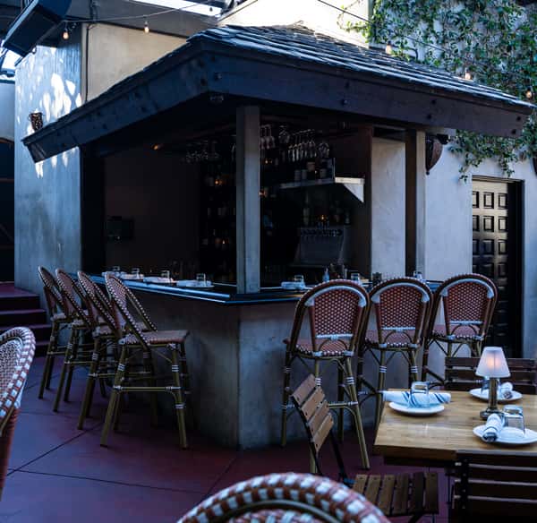 backbar