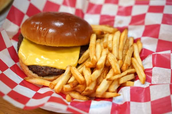Cheeseburger & Fries
