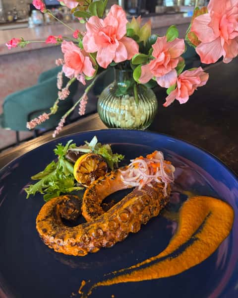 Pulpo is one of the most popular plates at The Vegas Cantina, and it's easy to see why—grilled octopus marinated in housemade zarandeado sauce with dried chili pepper, charred lemons, and citrusy criolla onions for a bold, unforgettable finish. Served with Spanish rice, your choice of beans, and your choice of salsa, Pulpo is the dish guests ask for again and again. 🐙🔥 #TheVegasCantina #Pulpo #GuestFavorite #MexicanRestaurant