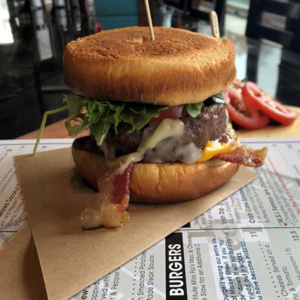 Classic Cheeseburger