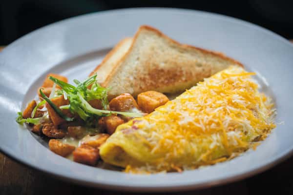 Toast and Omelet