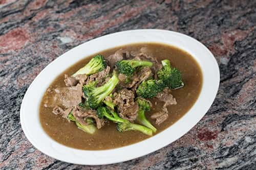 Stir-fried American & Chinese broccoli with your choice of meat.