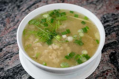 Hot & sour soup with coconut milk, mushrooms, galanga root, Lemon grass, lime juice, kaffir lime leaves, & cilantro, with the meat of your Choice.