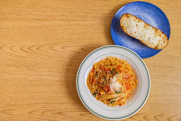 Capellini De Pomadoro