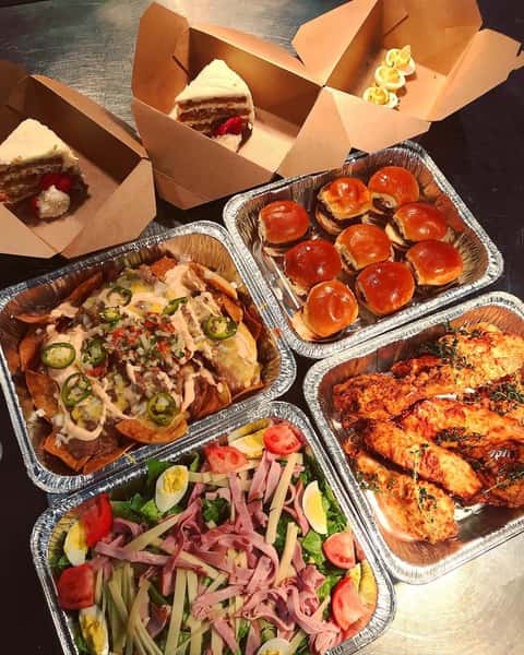 entrees in to-go containers