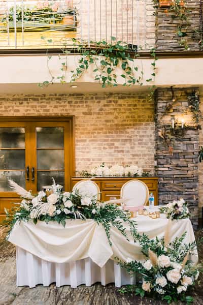 Head Table