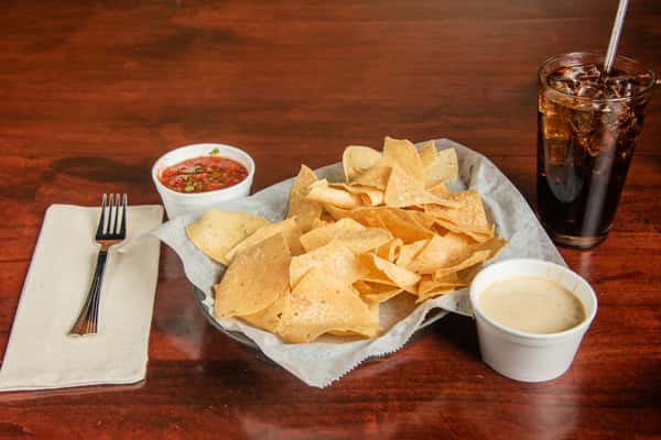 Chips, Salsa & Queso