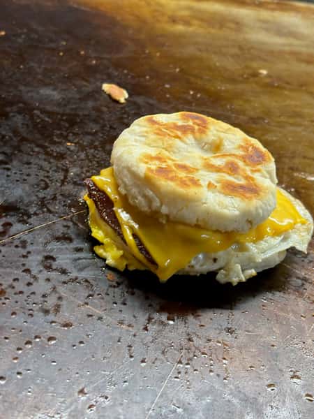 bacon egg cheese biscuit