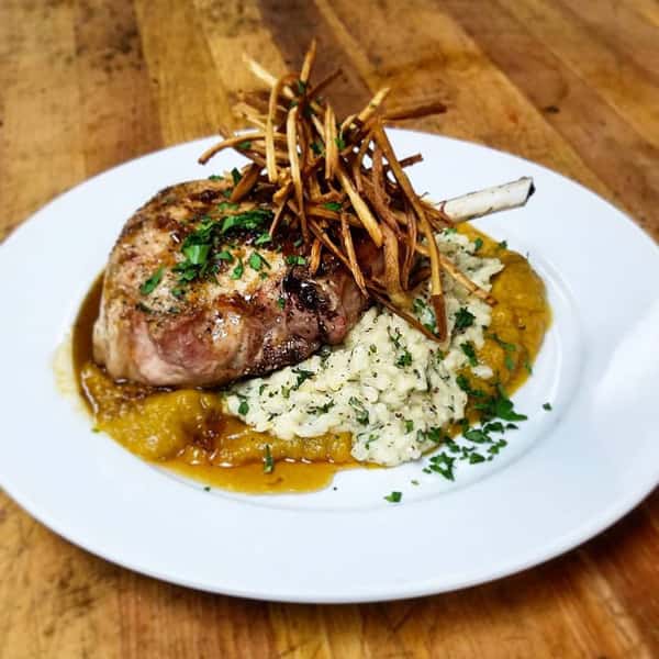 Gallery Stella's Italian Kitchen & Market Restaurant in Lyme, NH