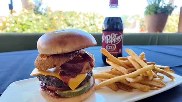 Supreme BBQ Burger