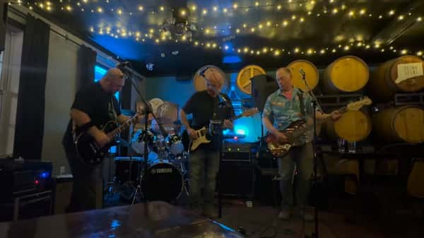 Ain’t no dad bods over here tonight! Bring on the FATHER FIGURES! Getting loud at BarrelHouse right now!  #Headtothehouse  #killingworthct  #LiveMusic  #ctshoreline  #drinklocal