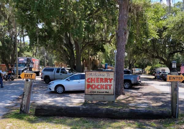 cherry pocket sign