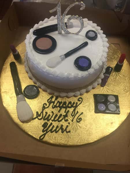 makeup themed sweet 16 cake