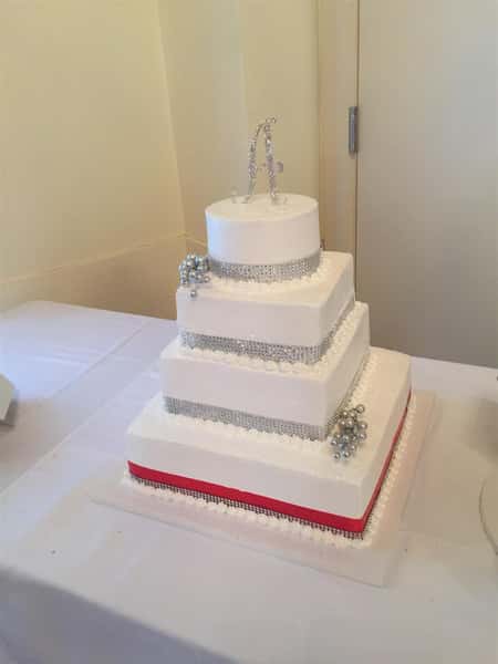 a 4 tier cake