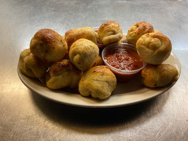 DOZEN KNOTS