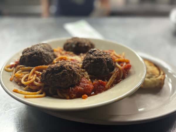 SPAGHETTI & MEATBALLS