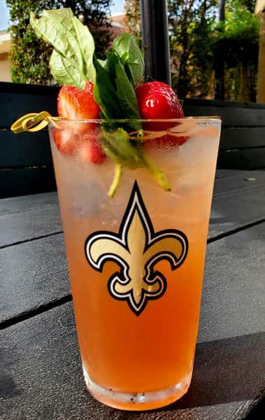 STRAWBERRY BASIL LEMONADE 