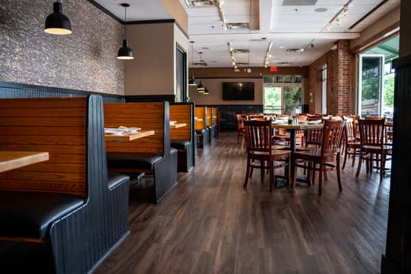 River Hill Grill Dining Room - Family Friendly, Welcome to the Neighborhood