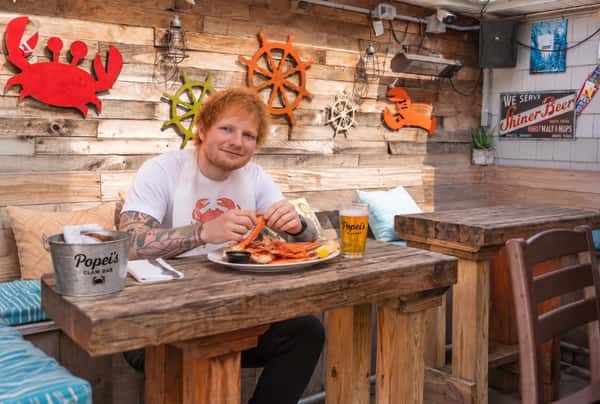 Rumor has it Ed Sheeranās restaurant tour made a Labor Day stop at Popeiāsā¦ š¦šš
We get it, Ed. Those crab legs are Perfect.
#popeisclambar #poepiscoram #edsheeran #laborday #lirestaurants