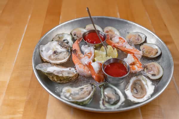 ClamsOystersShrimp plate