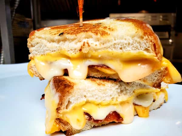 Ultimate Cheese Melt