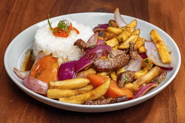Lomo Saltado