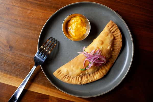 Pollo Empanada