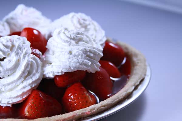 Strawberry pie