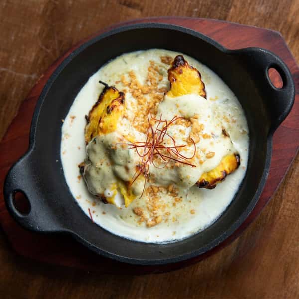 Baked Zafrani Chicken Fondue