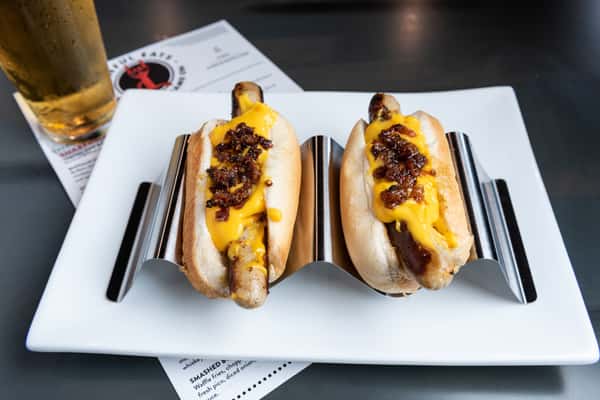 Jalapeño Cheddar Brats
