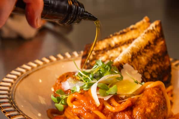 Spaghetti & Meatballs